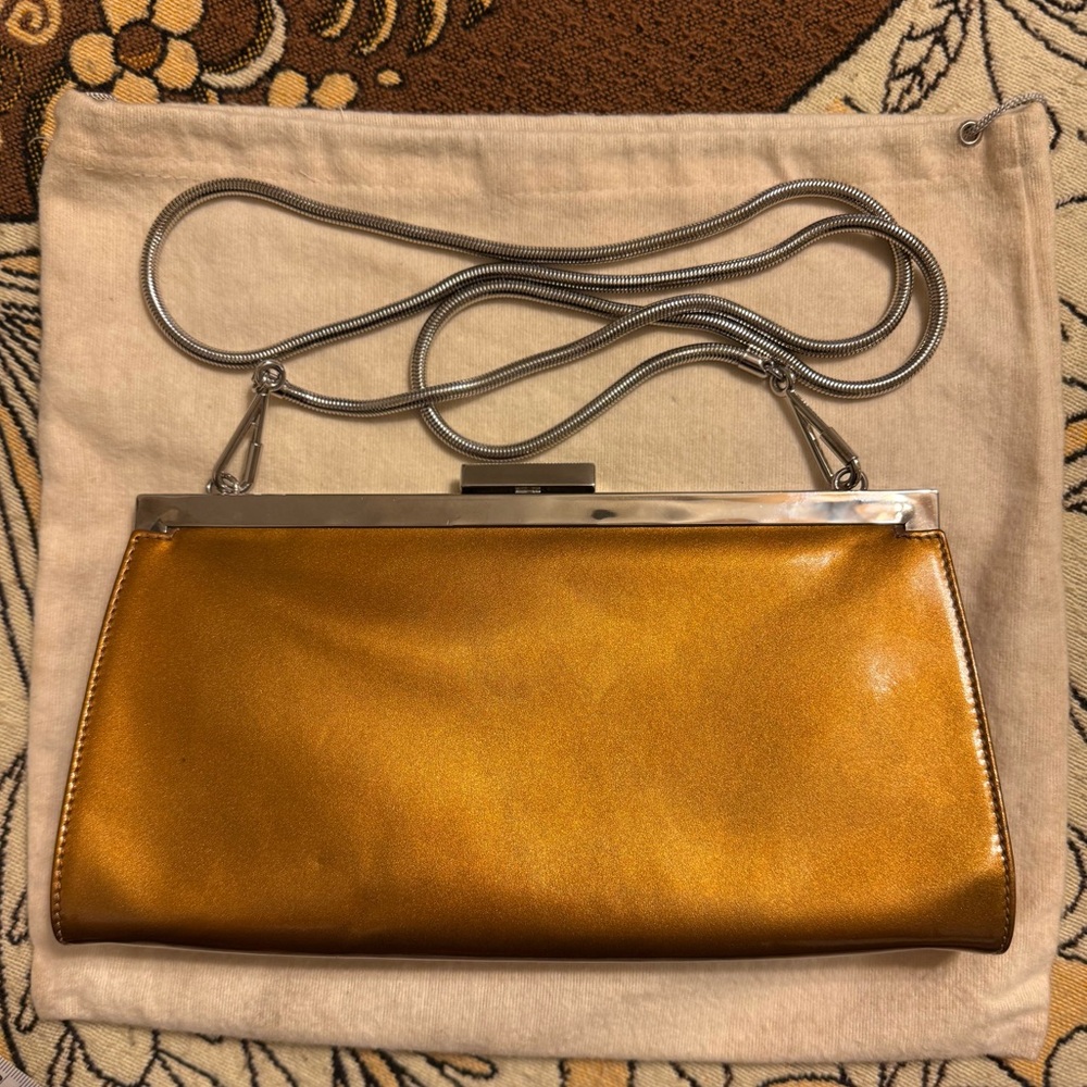 Gucci Gold Metallic Clutch Bag – Vintage | EUC